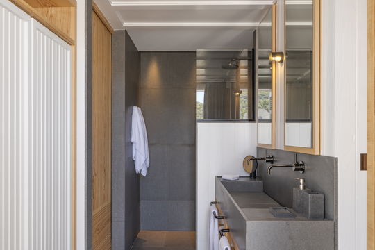 VILLA SEA HORSE BEDROOM2 10