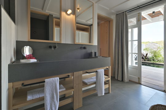 VILLA SEA HORSE BEDROOM2 12.JPG