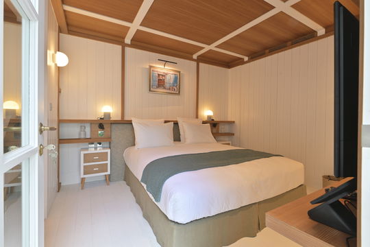 VILLA SEA HORSE BEDROOM4 1.JPG