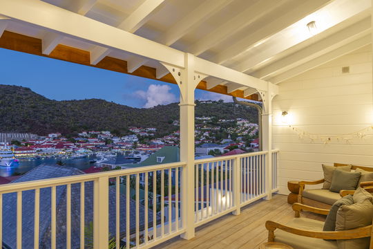 VILLA SEA HORSE BY NIGHT 10