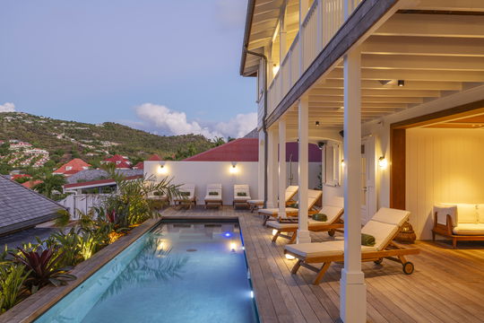 VILLA SEA HORSE BY NIGHT 3