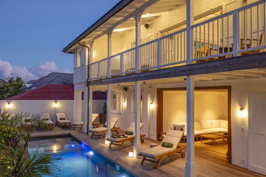 VILLA SEA HORSE BY NIGHT 7