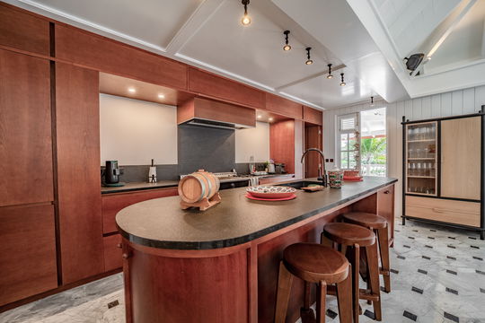 VILLA SEA HORSE KITCHEN & DINING AREA 5