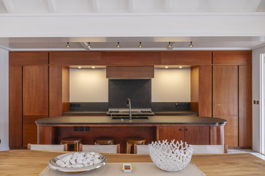 VILLA SEA HORSE KITCHEN & DINING AREA 6