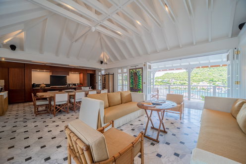 VILLA SEA HORSE LIVING AREA 7