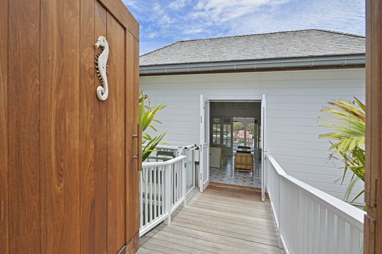 VILLA SEA HORSE OUTDOORS 4.JPG