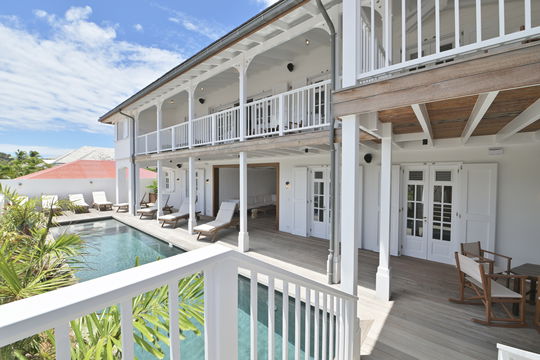 VILLA SEA HORSE OUTDOORS 8.JPG