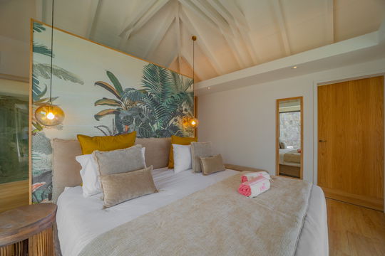 VILLA DAVALIA BEDROOM1 6