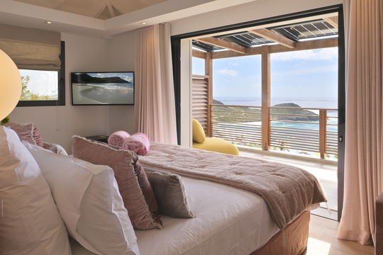 VILLA DAVALIA BEDROOM2 1