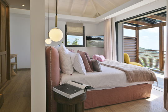 VILLA DAVALIA BEDROOM2 2