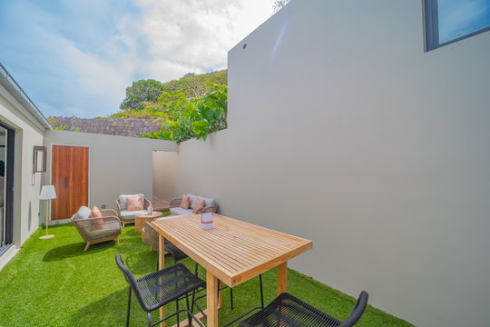 VILLA DAVALIA KITCHEN & DINING AREA 10