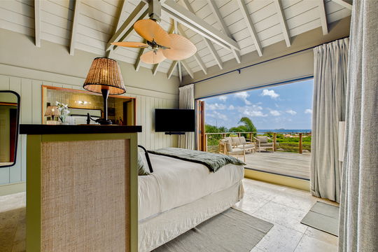 VILLA CLYDE BEDROOM1 1