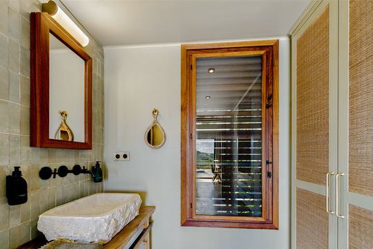 VILLA CLYDE BEDROOM3 8