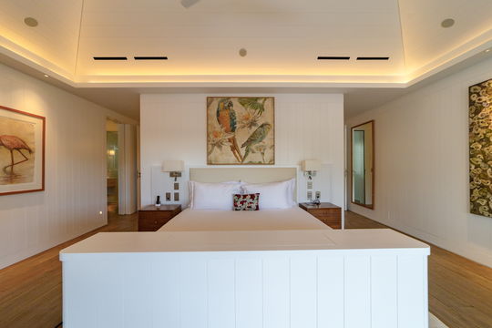 VILLA KREOLA BEDROOM1 3