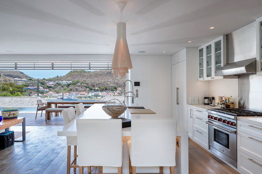 VILLA KREOLA KITCHEN & DINING AREA 11