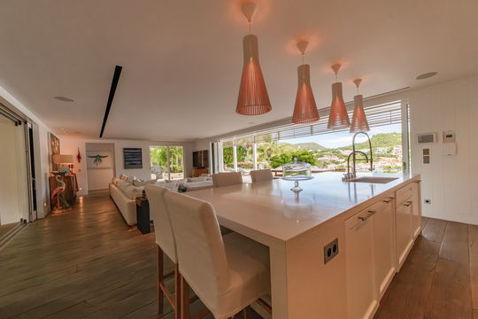 VILLA KREOLA KITCHEN & DINING AREA 12