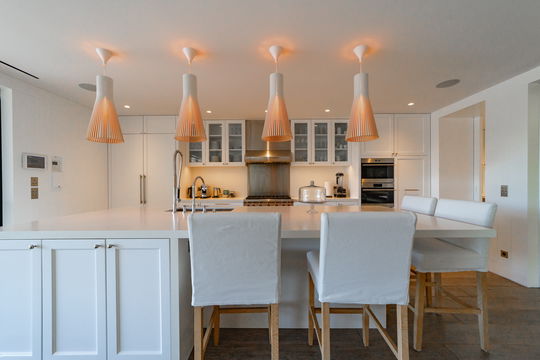 VILLA KREOLA KITCHEN & DINING AREA 9