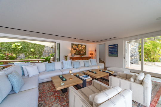 VILLA KREOLA LIVING AREA 3