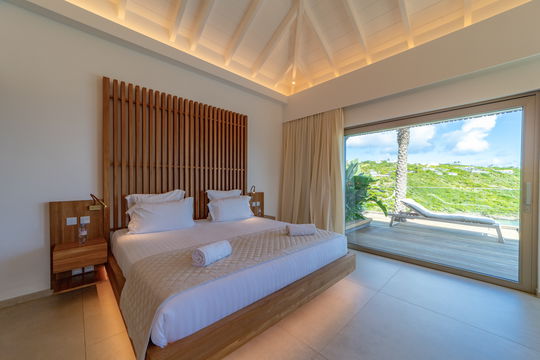 VILLA RIVA BEDROOM1 1