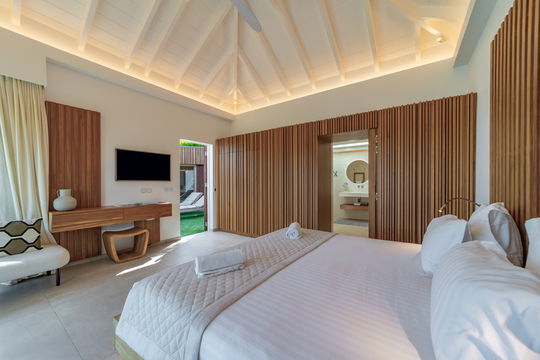 VILLA RIVA BEDROOM1 4