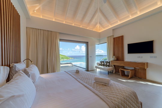 VILLA RIVA BEDROOM1 5