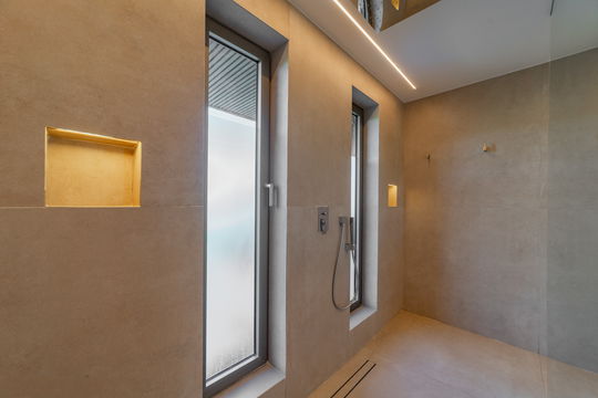 VILLA RIVA BEDROOM4 6