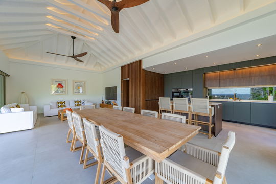 VILLA RIVA KITCHEN & DINING AREA 3