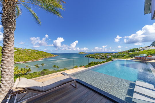 VILLA RIVA POOL & TERRACE 3