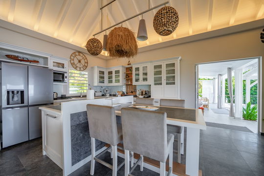 VILLA TI MOUN KITCHEN & DINING AREA 4