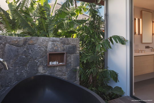 VILLA NATACHA BEDROOM1 3