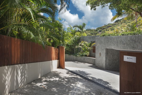 VILLA BDM OUTDOORS 1