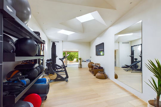 VILLA AMITIÉ FITNESS AREA 1