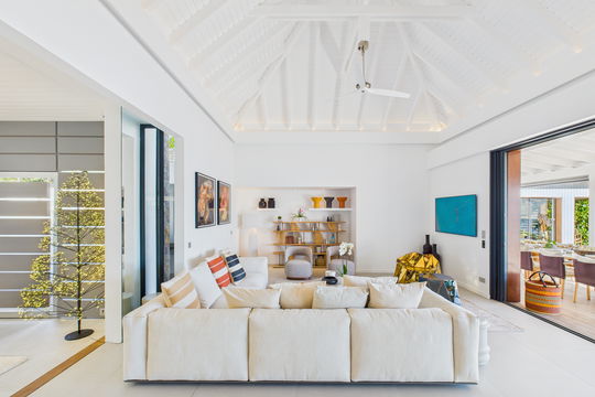 VILLA AHAVA LIVING AREA 1