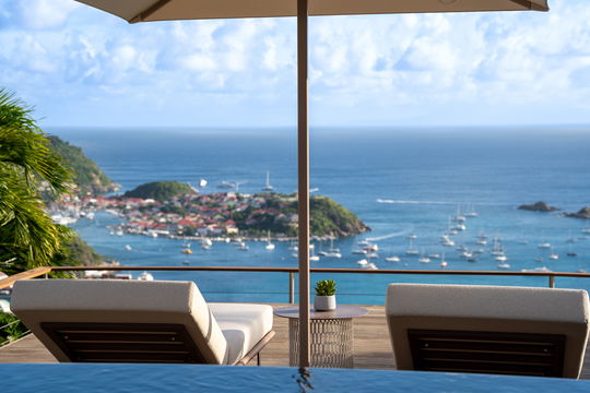 VILLA AHAVA OUTDOORS 1