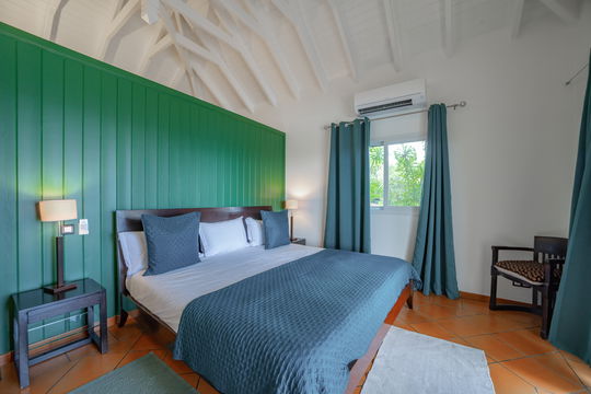 VILLA POLO BEDROOM1 1