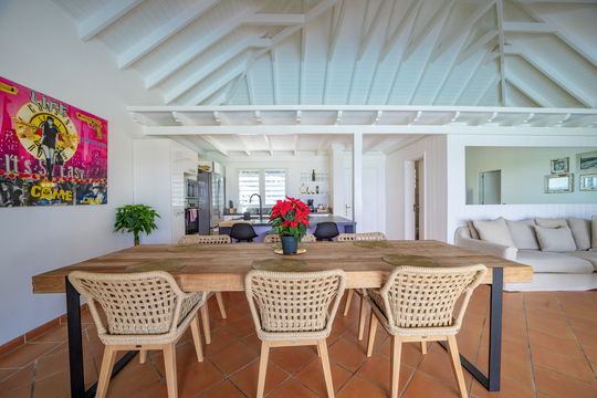 VILLA POLO KITCHEN & DINING AREA 2