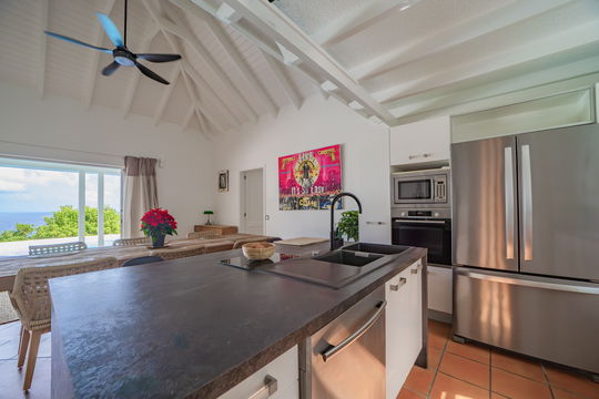 VILLA POLO KITCHEN & DINING AREA 8