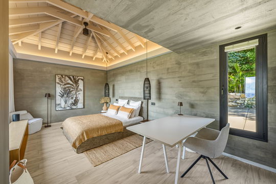 VILLA CLEMENCE BEDROOM 2