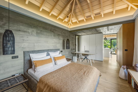 VILLA CLEMENCE BEDROOM 5