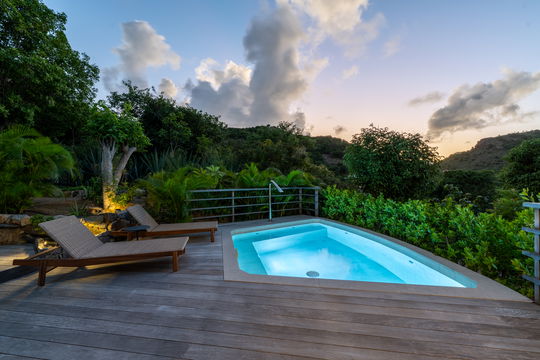 VILLA CLEMENCE BY NIGHT 1