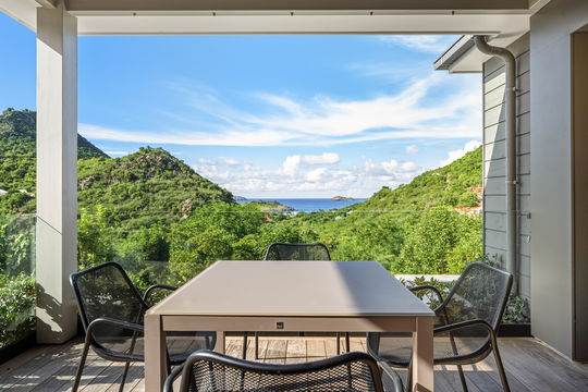 VILLA CLEMENCE KITCHEN & DINING AREA 3