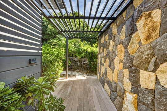 VILLA CLEMENCE OUTDOORS 2