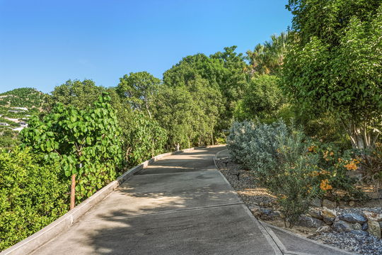 VILLA CLEMENCE OUTDOORS 6