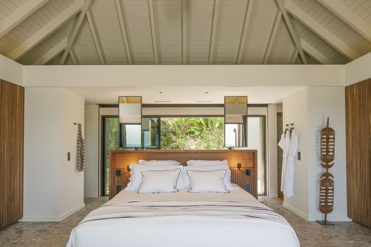 VILLA SKY BEDROOM1 2