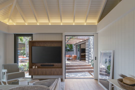 VILLA SKY BUNGALOW 8