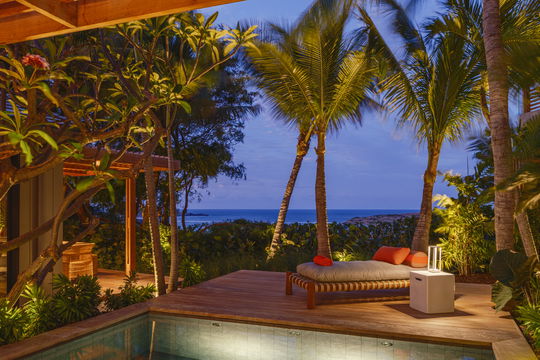 VILLA SKY BY NIGHT 9