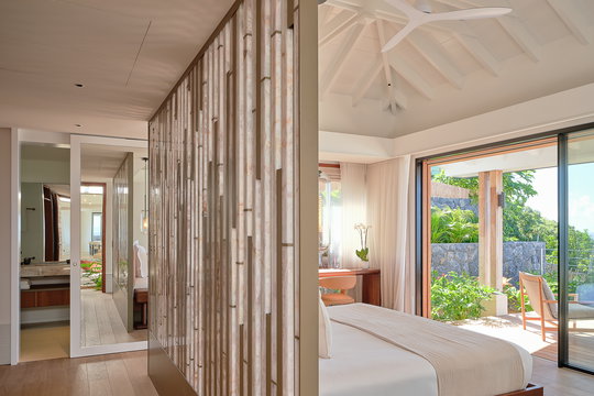 VILLA SEL BEDROOM1 7