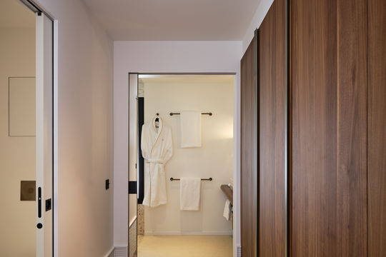 VILLA SEL BEDROOM3 4