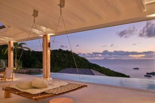 VILLA SEL BY NIGHT 1