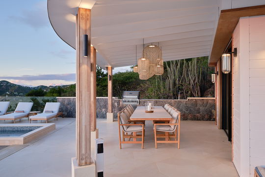 VILLA SEL KITCHEN & DINING AREA 13